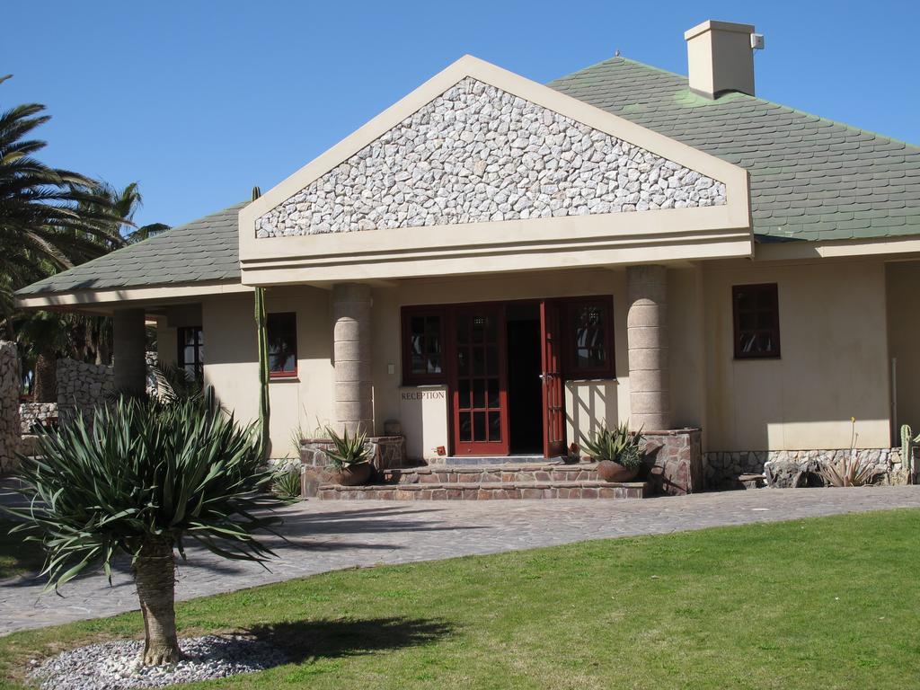 Roessmund Lodge Суакопмунд Екстериор снимка