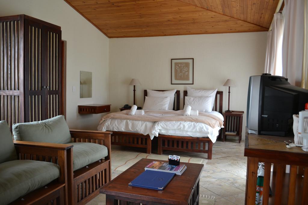 Roessmund Lodge Суакопмунд Стая снимка
