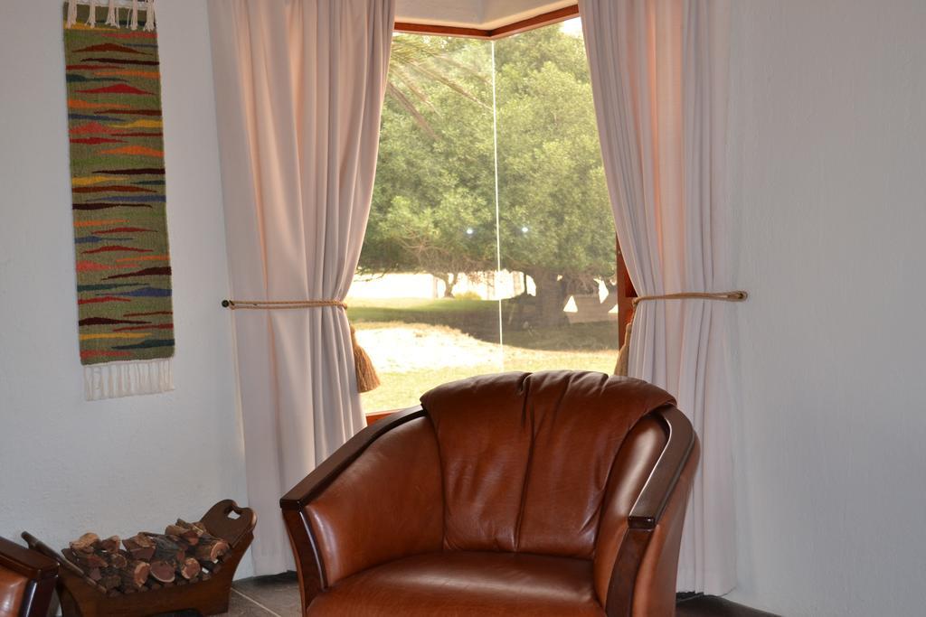 Roessmund Lodge Суакопмунд Стая снимка