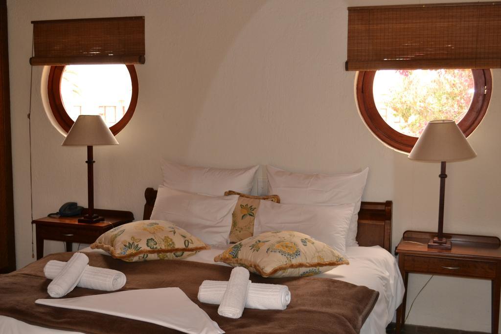 Roessmund Lodge Суакопмунд Стая снимка