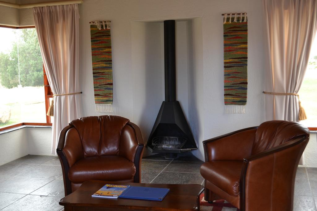 Roessmund Lodge Суакопмунд Стая снимка