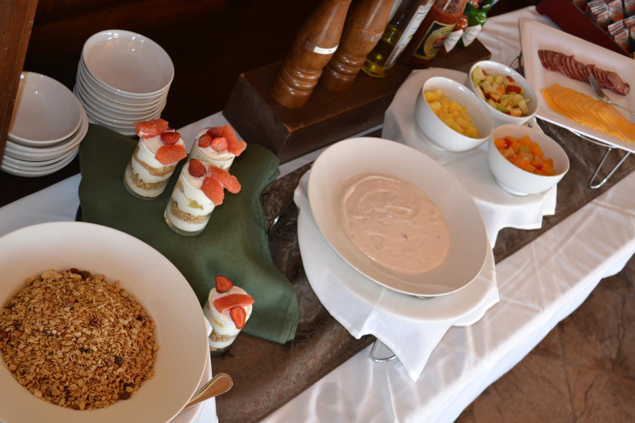Roessmund Lodge Суакопмунд Екстериор снимка