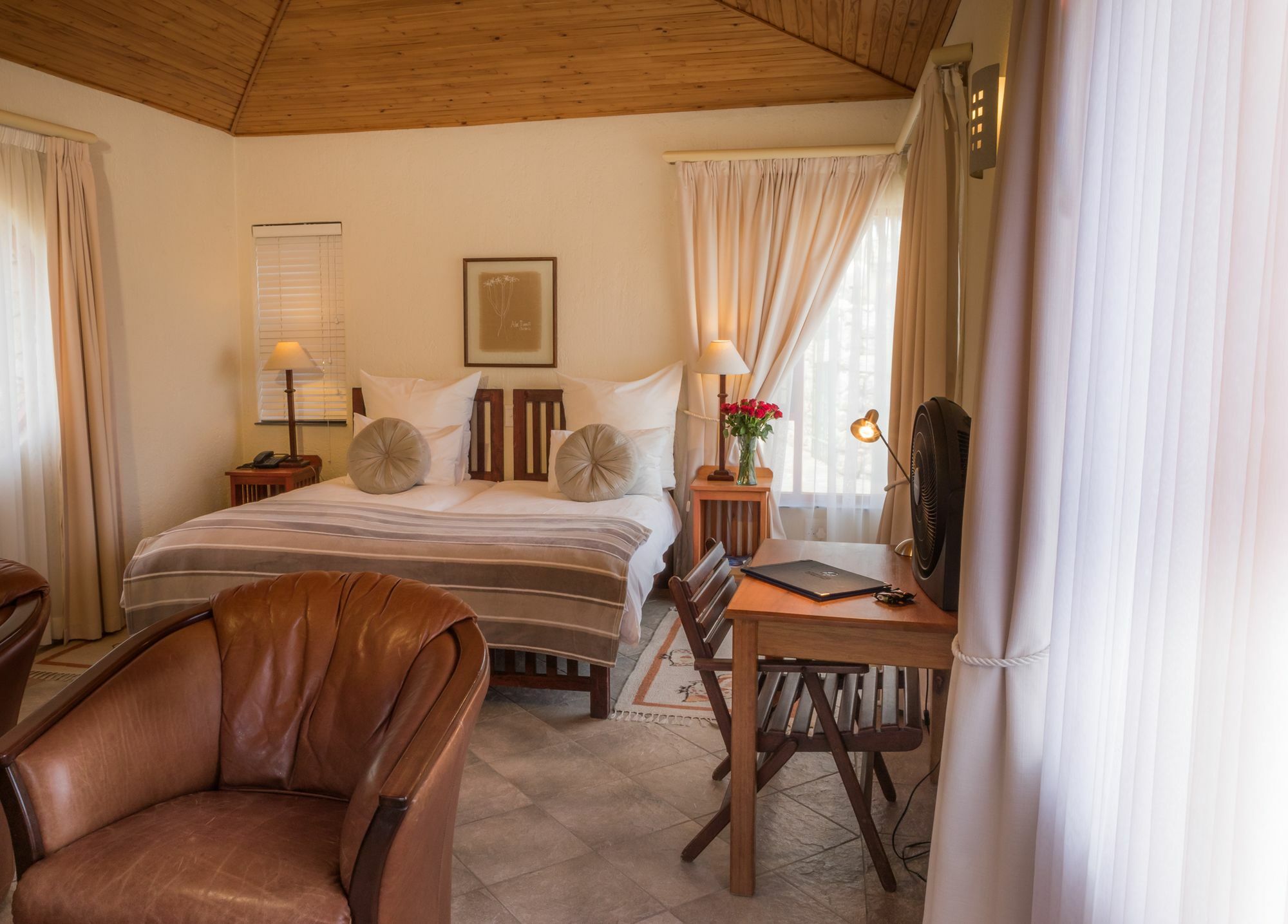 Roessmund Lodge Суакопмунд Екстериор снимка